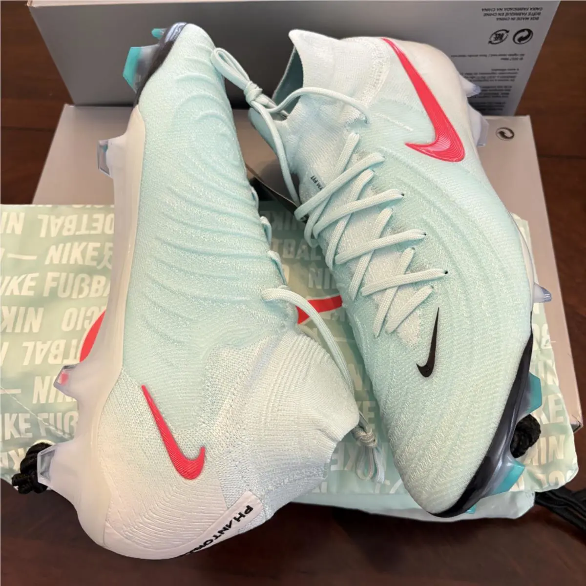 Nike shoes - Nike Phantom Luna - Phantom Luna - FJ2572-300 - Mint/Off Noir/Atomic Red 2
