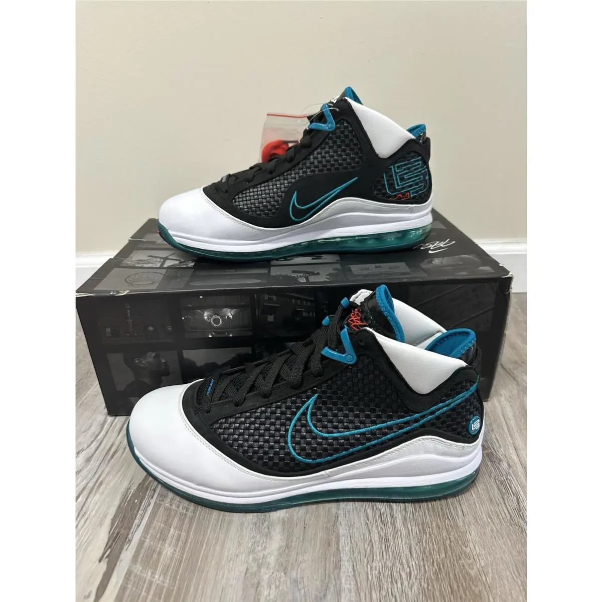 Nike shoes - Nike Air Max LeBron 7 - 383578-101 - White (UPC: 0665215466890) 0
