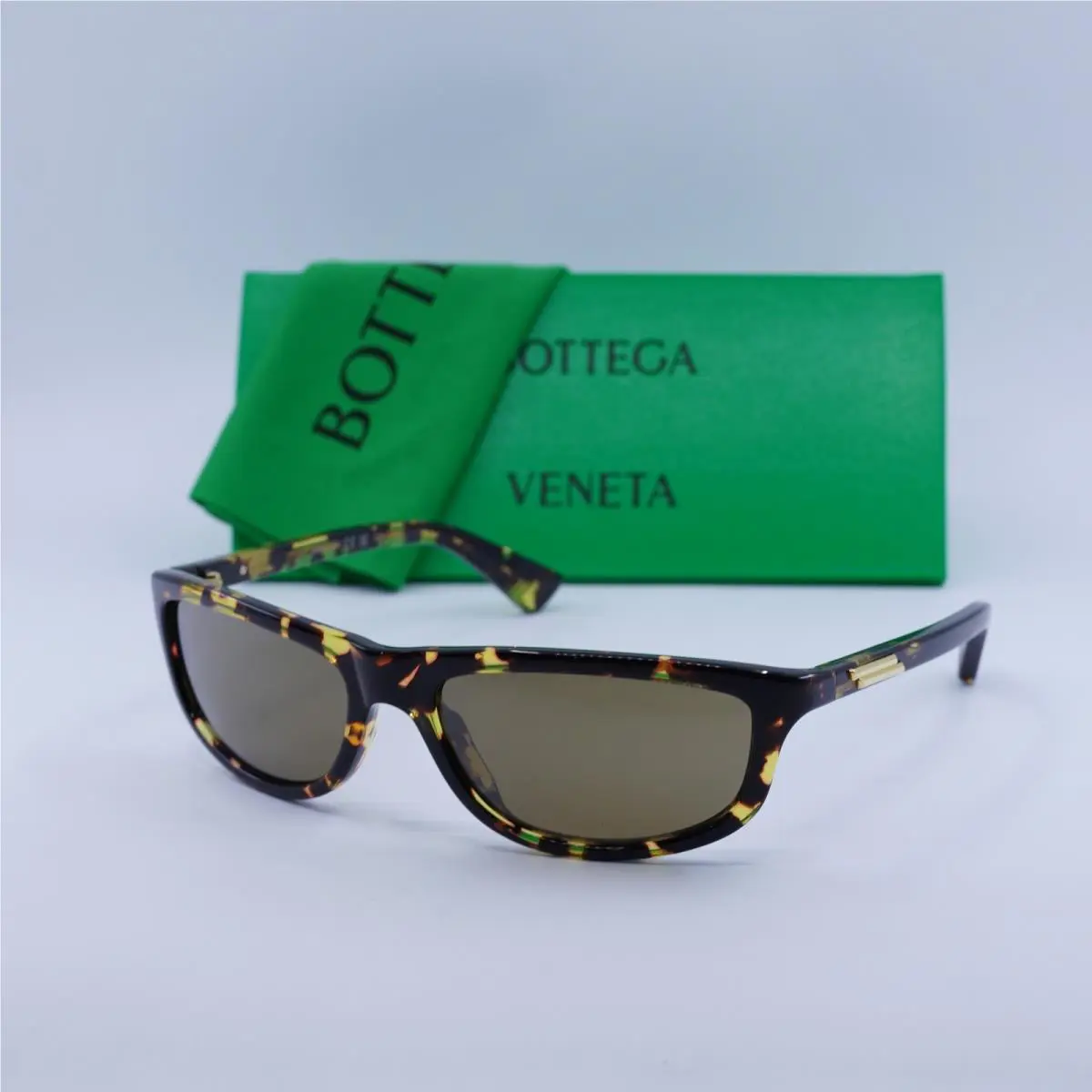Bottega Veneta BV1327S 002 Shiny Spotted Havana/brown with Bronze Mirror