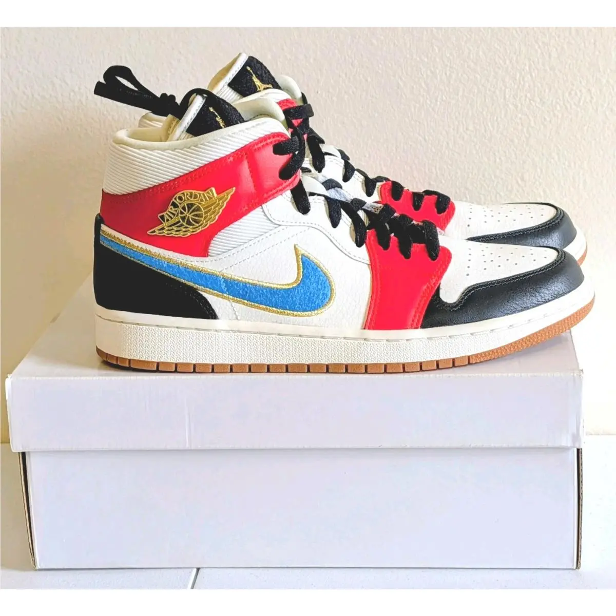Nike Air Jordan 1 Mid SE Let Her Man Women`s Size 10.5 Shoes DC1426-100