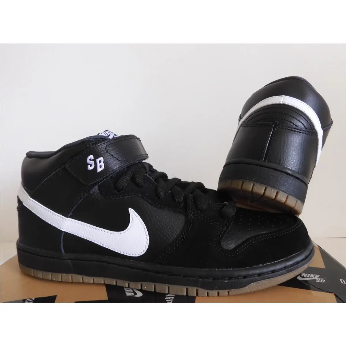 Nike shoes - Nike SB Dunk Mid - Dunk Mid - 314383-016 - Black (UPC: 888507722669) 0