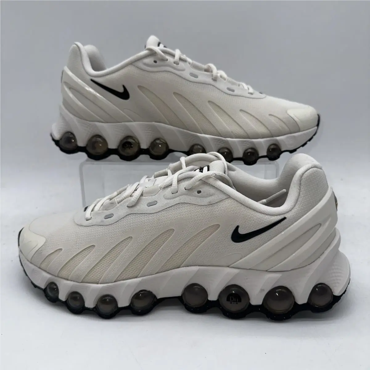 Nike Men`s Size 11.5 Air Max DN8 FQ7860 006 Phantom / Black Running Sneaker