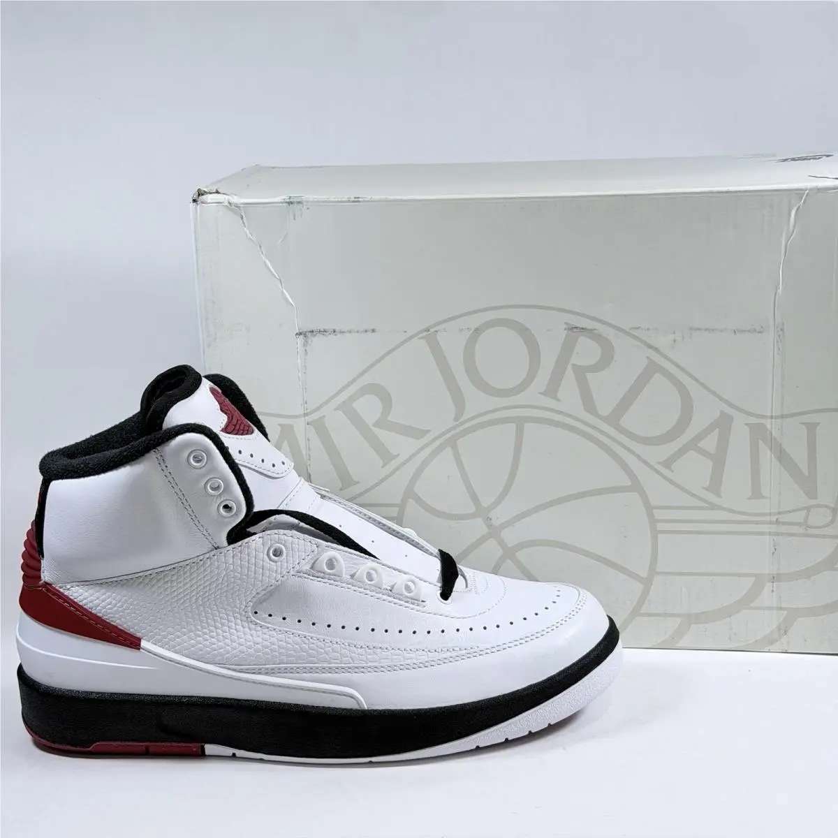 Nike Size 6.5 Mens Air Jordan 2 Retro OG Chicago 2022 DX2454-106 White
