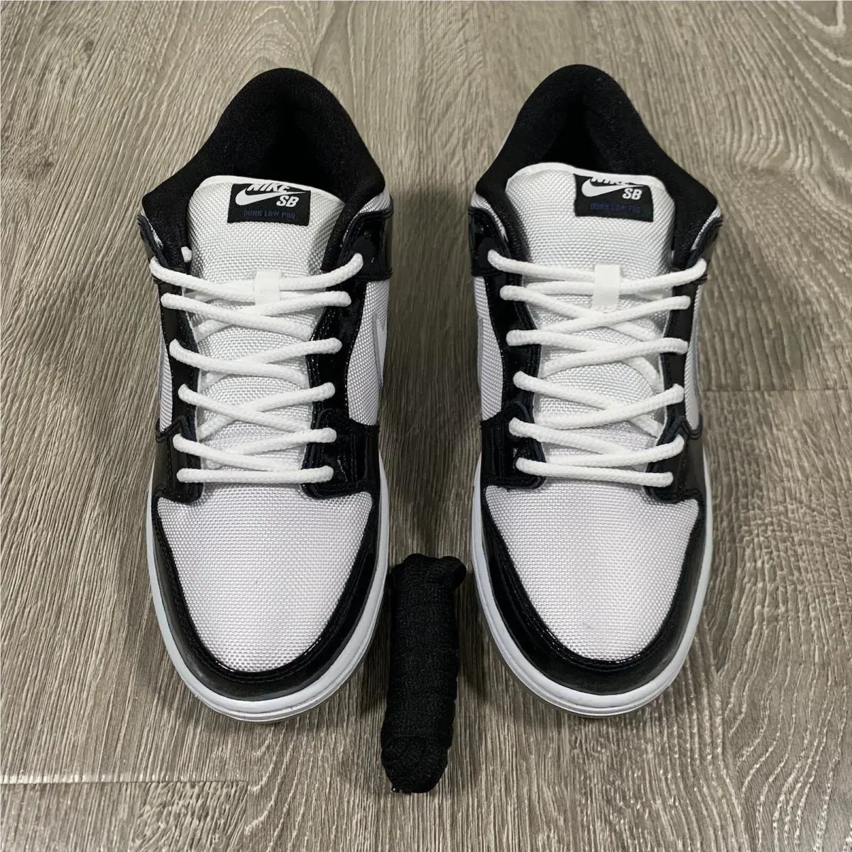 Nike shoes - Nike SB Dunk - Dunk - 304292-043 - Black 1