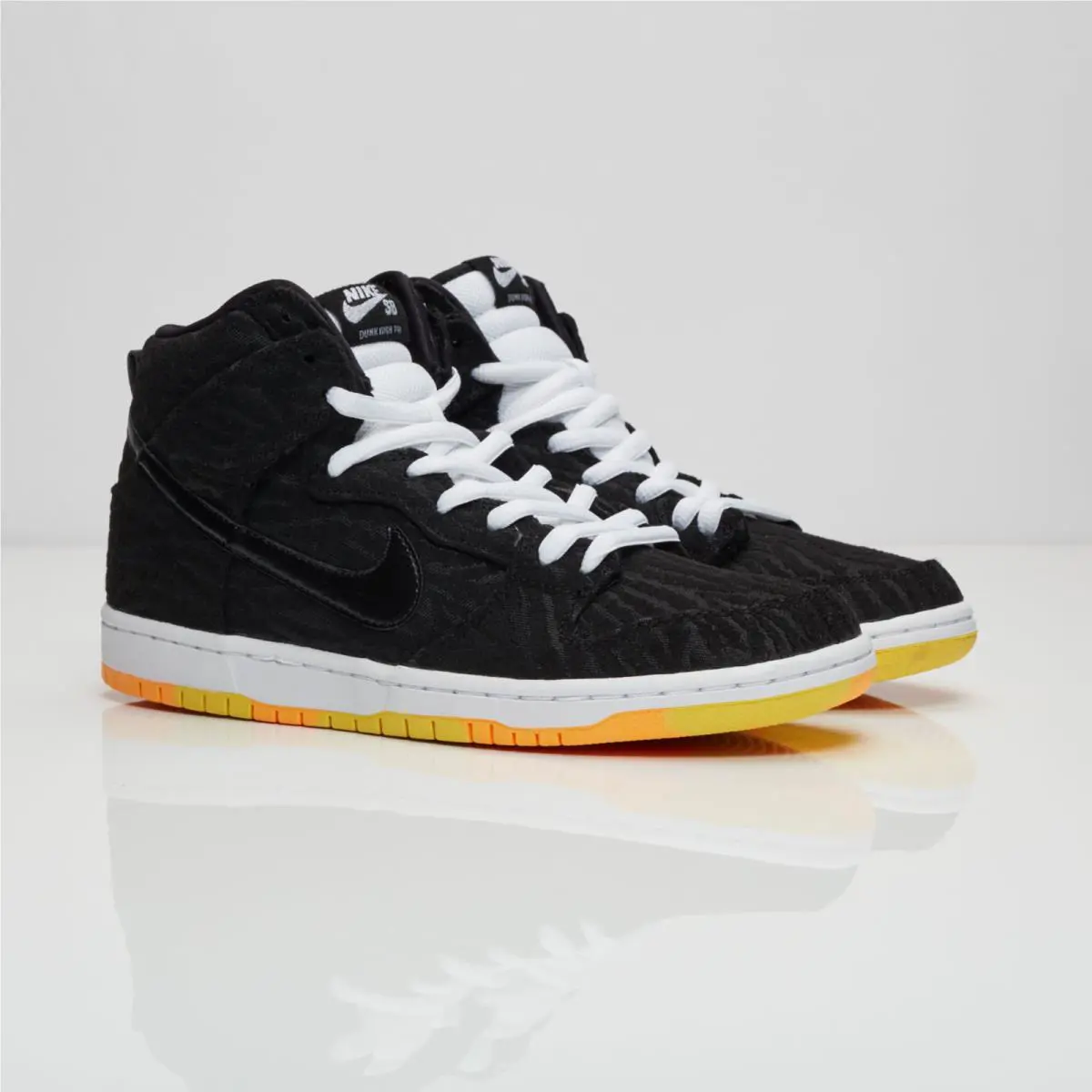 Nike shoes - Nike SB Dunk - Dunk - 305050-034 - Black 0