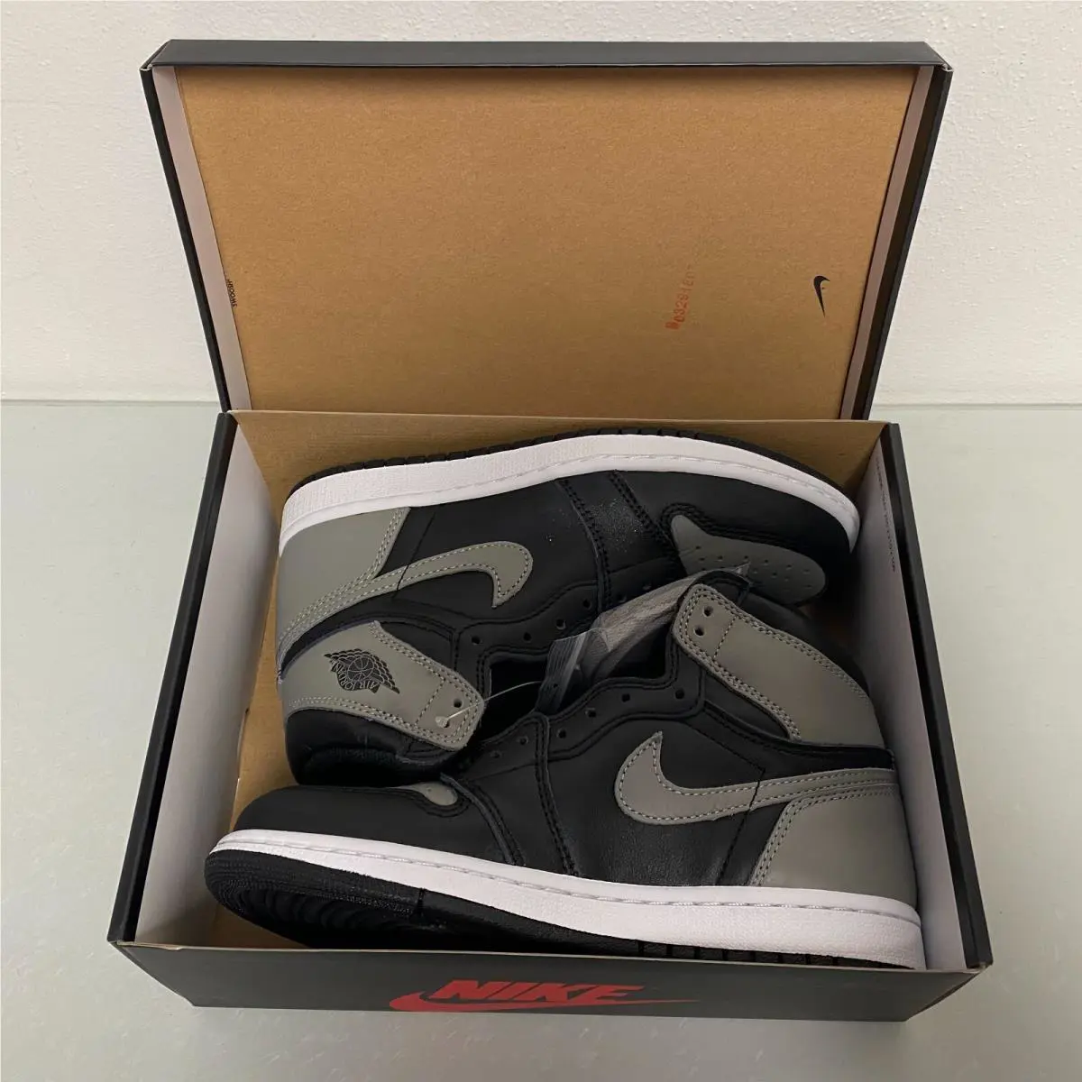 Nike shoes - Nike Air Jordan Retro 1 High OG - 555088-013 - Black/Medium Grey-White (UPC: 884751601569) 5