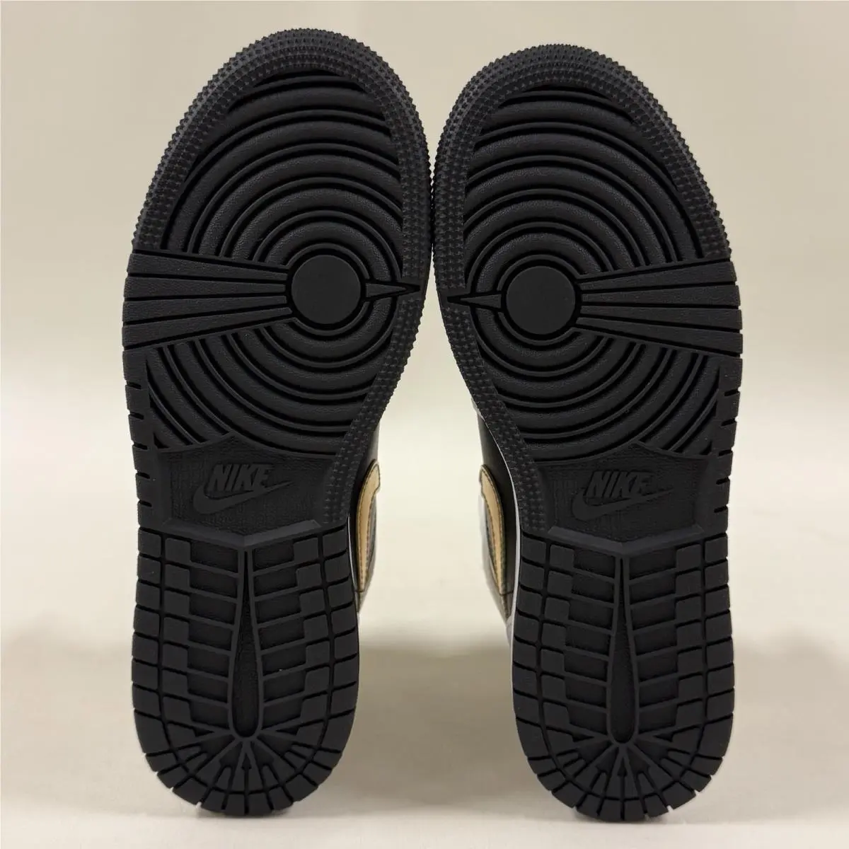 Nike shoes - Air Jordan 1 - Air - 554725-190 - White 8