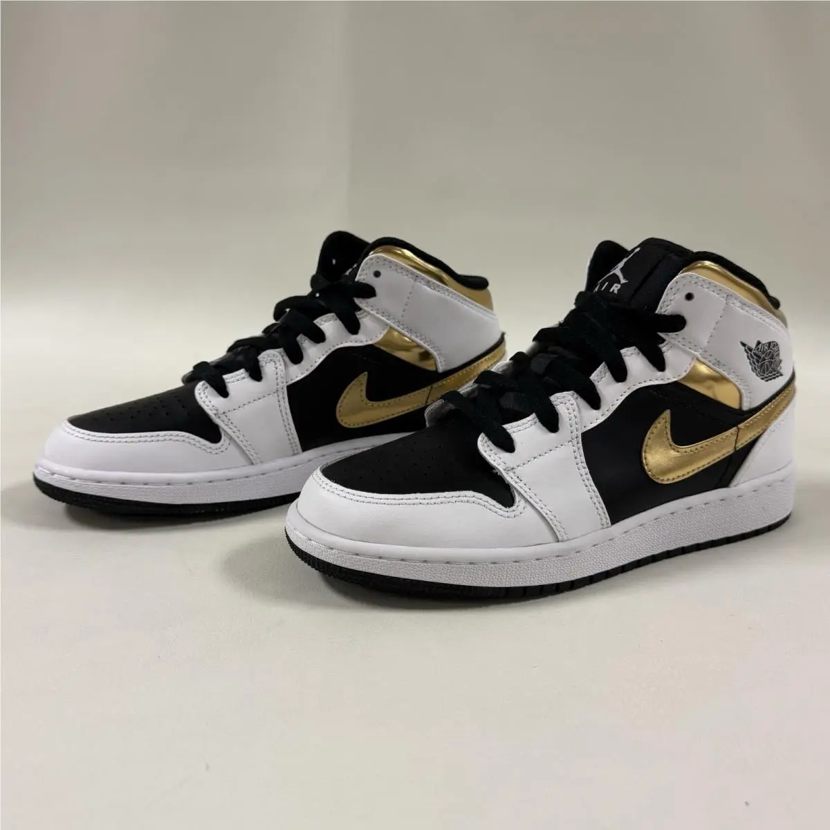 Nike shoes - Air Jordan 1 - Air - 554725-190 - White 3