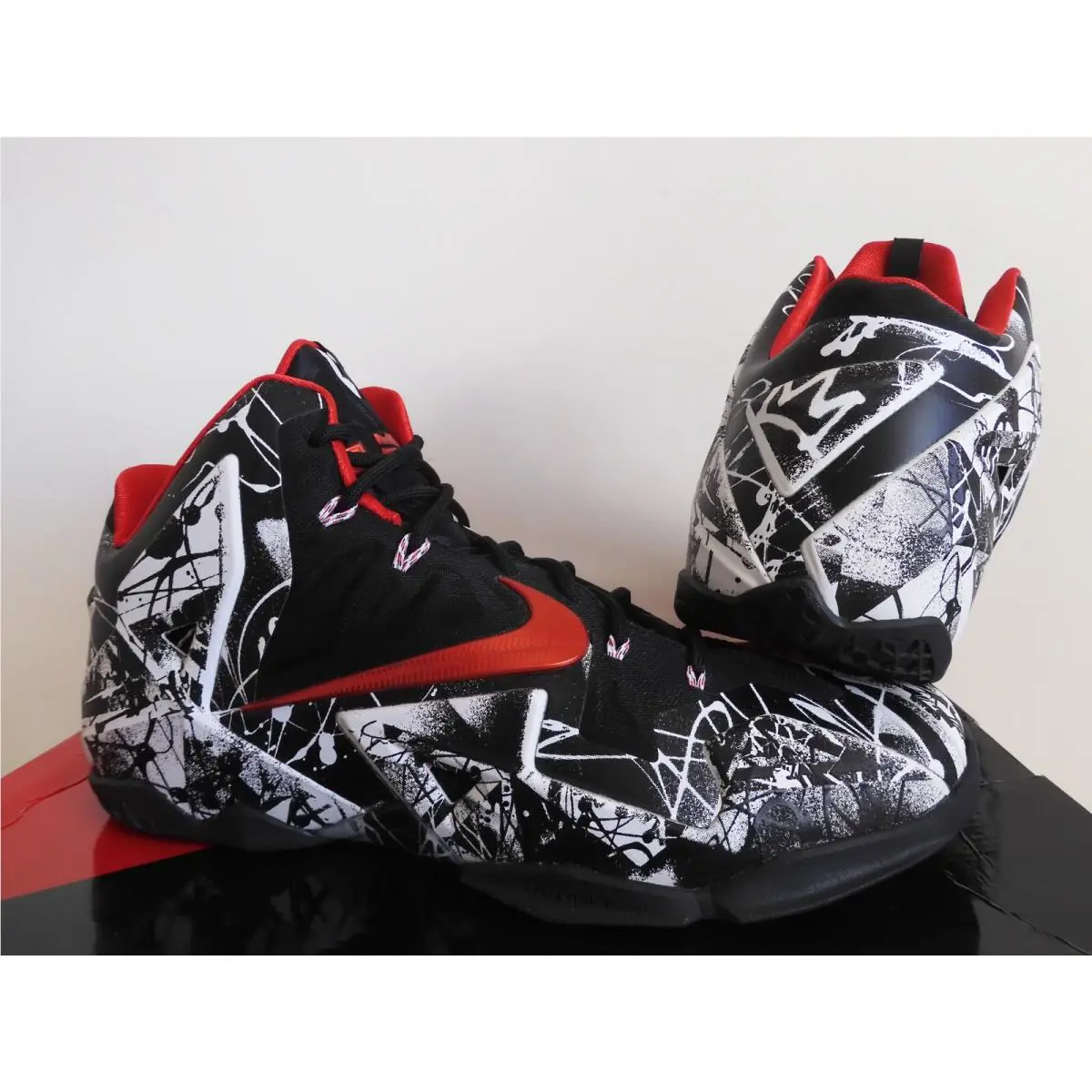 Nike shoes - Nike LeBron 11 - LeBron - 616175-100 - White (UPC: 00887229692564) 0