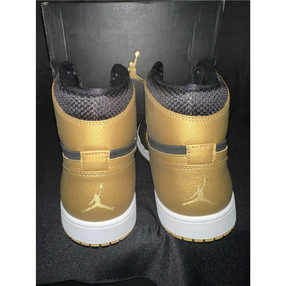 Nike shoes - Air Jordan 1 - Air - 322550-026 - Melo 3