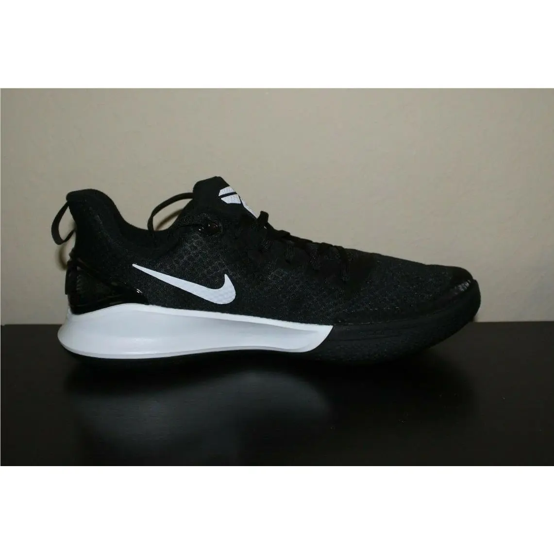 Nike shoes - Nike Mamba Focus - Mamba Focus - AJ5899-002 - Black 4