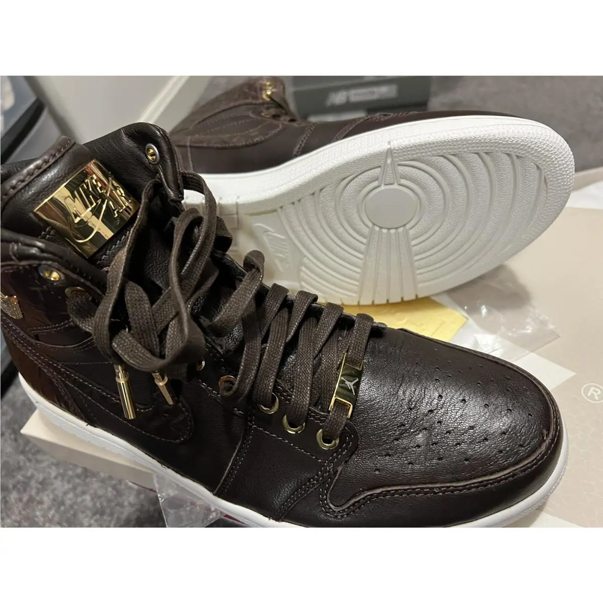 Nike shoes - Air Jordan 1 - Air - 705075-205 - Brown (UPC: 0888410193662) 10