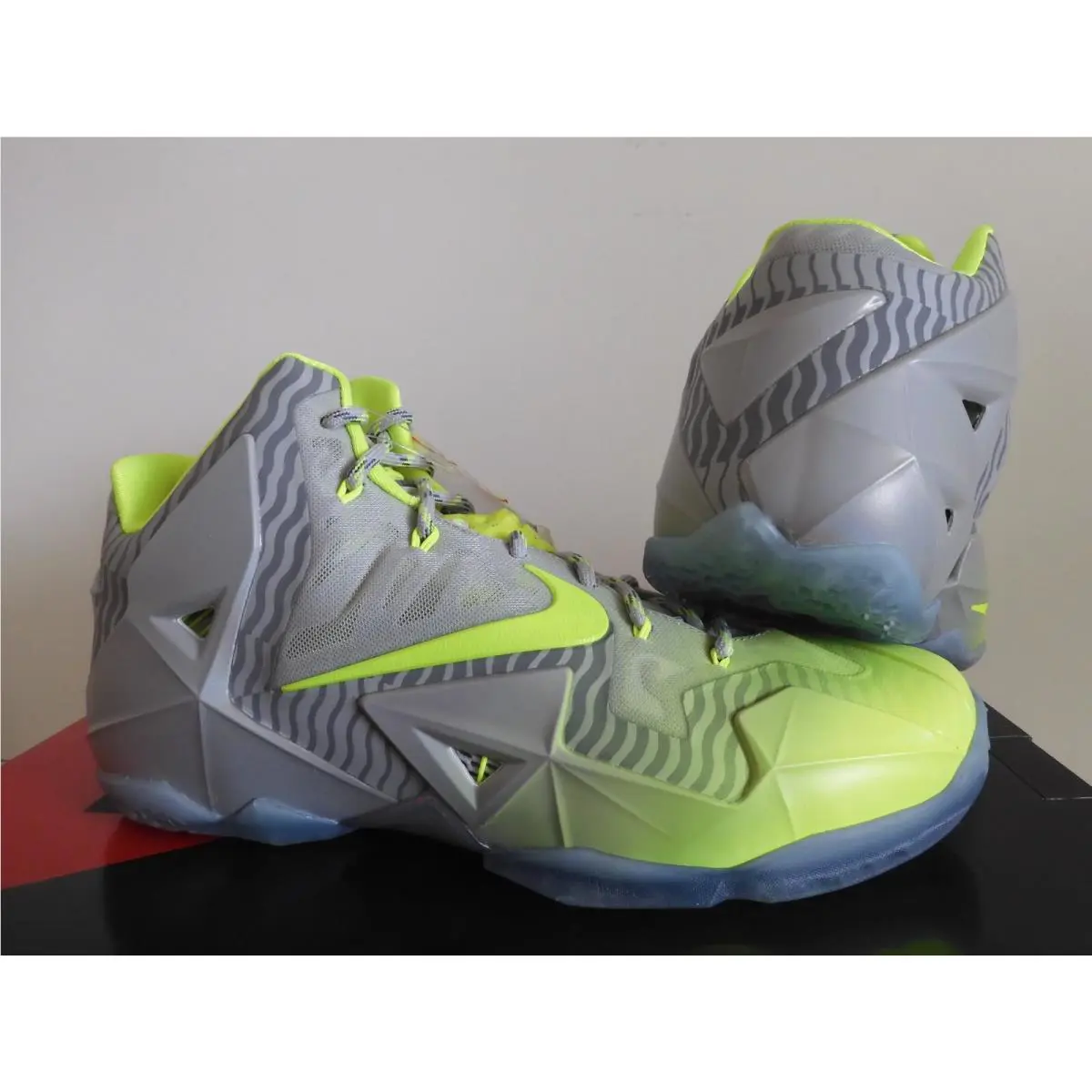 Nike shoes - Nike LeBron 11 - LeBron - 683252-074 - Silver (UPC: 887232967796) 0