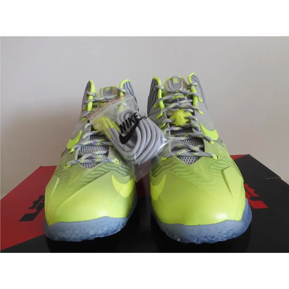 Nike shoes - Nike LeBron 11 - LeBron - 683252-074 - Silver (UPC: 887232967796) 1