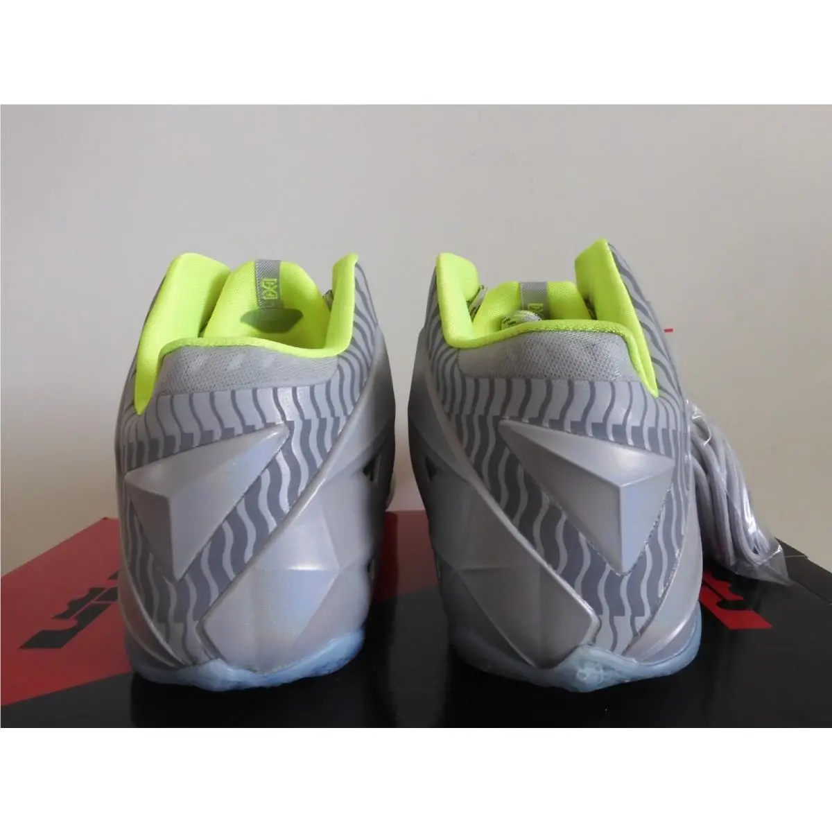 Nike shoes - Nike LeBron 11 - LeBron - 683252-074 - Silver (UPC: 887232967796) 2