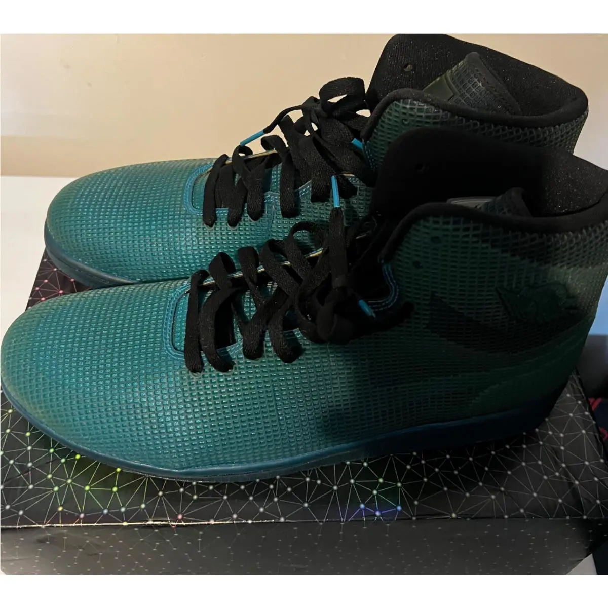 Nike shoes - Air Jordan 1 - Air - 677690 020 - TEAL (UPC: 00886066715962) 0