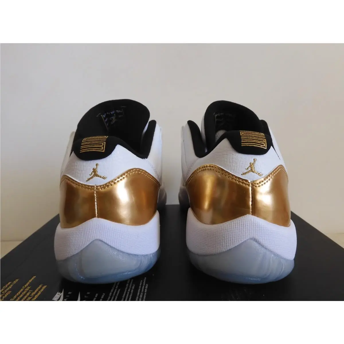 Nike shoes - Air Jordan 11 - Air - 528895-103 - White (UPC: 091206732987) 3