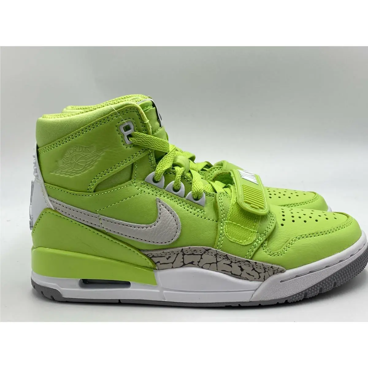 Nike shoes - Air Jordan Legacy - Air Legacy - AQ4160 301 - Green (UPC: 676556421271) 0