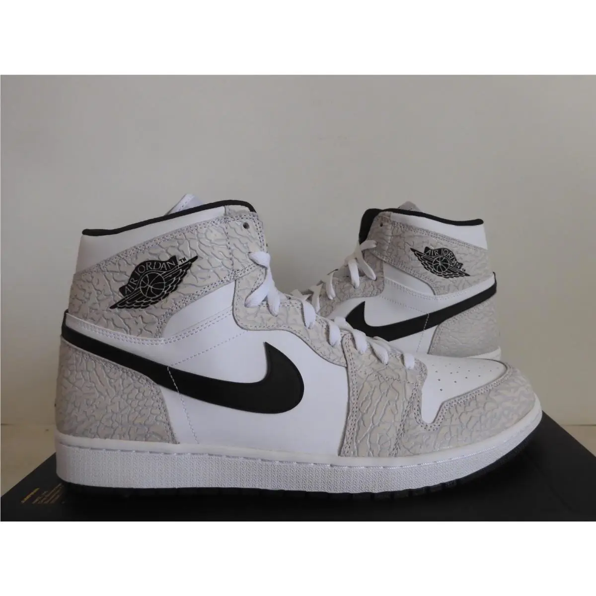 Nike shoes - Air Jordan 1 - Air - 839115-106 - White (UPC: 884726890530) 0