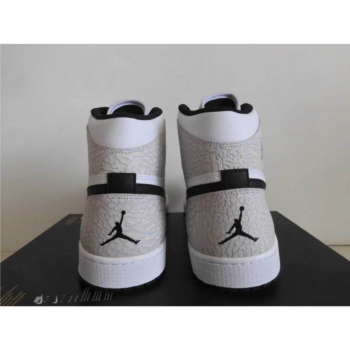 Nike shoes - Air Jordan 1 - Air - 839115-106 - White (UPC: 884726890530) 3