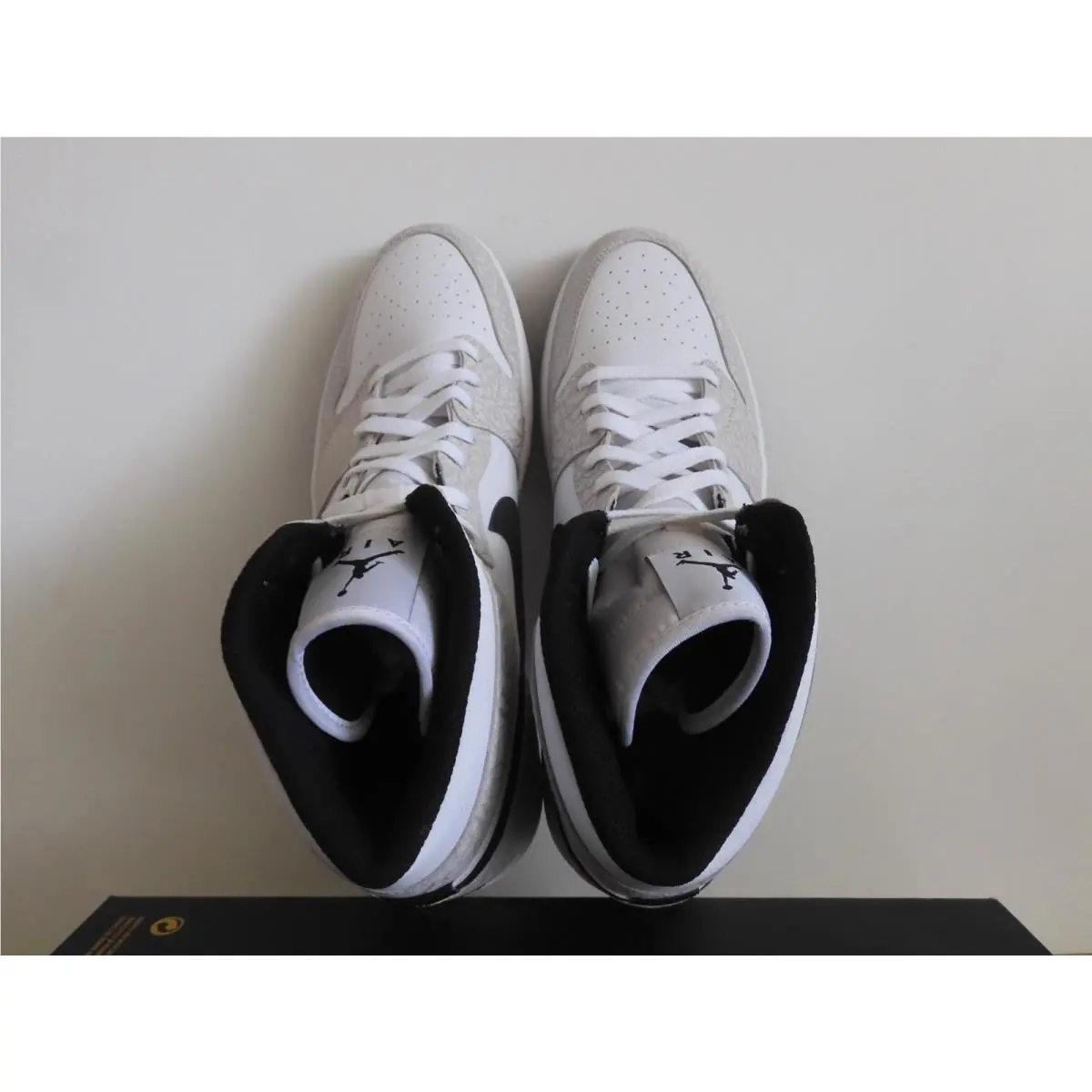 Nike shoes - Air Jordan 1 - Air - 839115-106 - White (UPC: 884726890530) 4