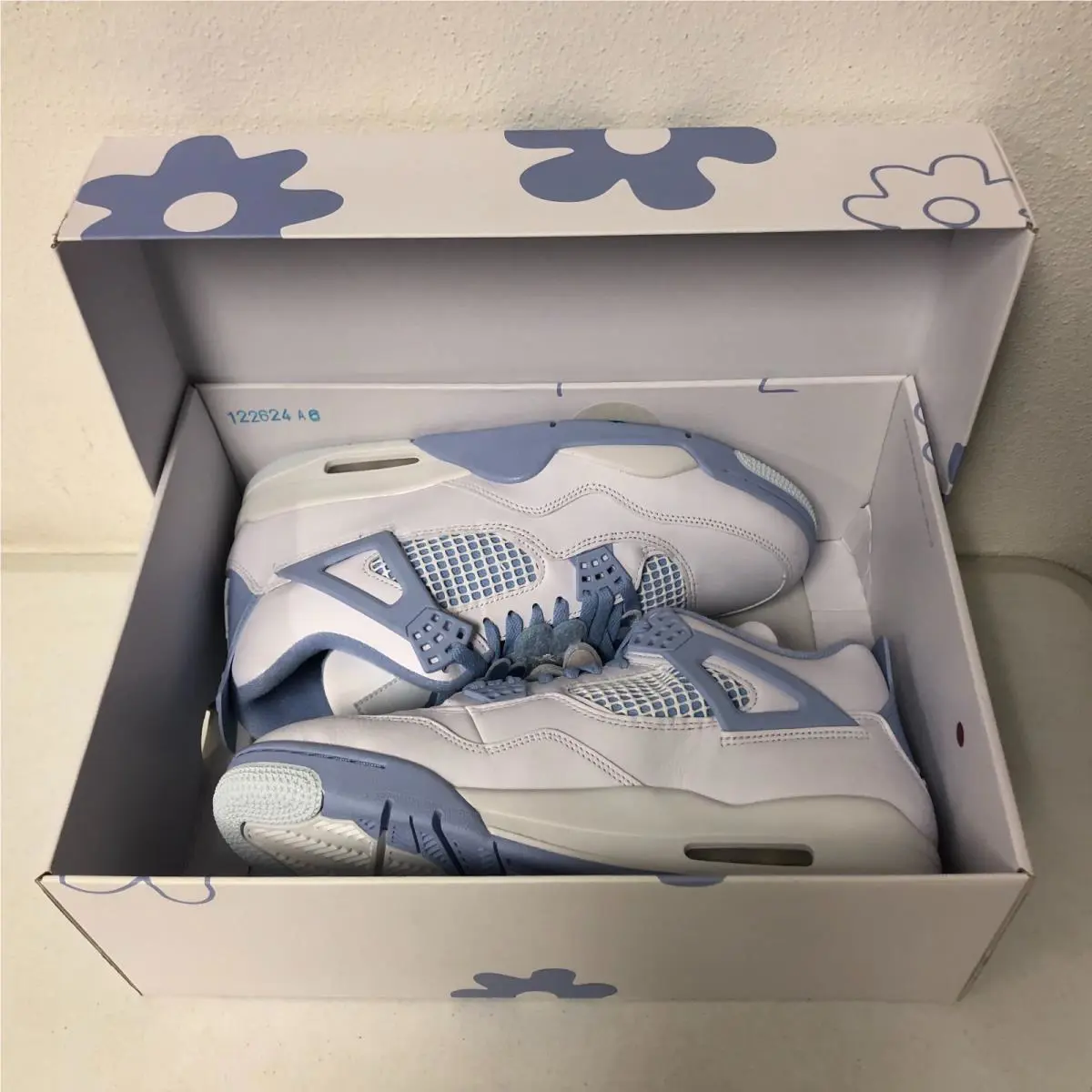Nike shoes - Air Jordan 4 - Air - HV0823-100 - White/Aluminum-Blue Tint (UPC: 197863025766) 5
