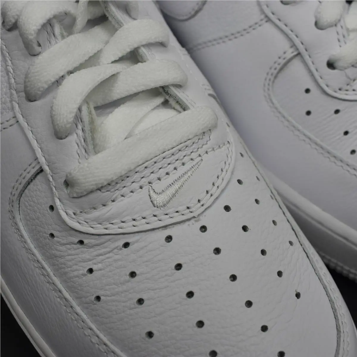 Nike shoes - Nike Air Force 1 - Air Force - AO1070-101 - White 10
