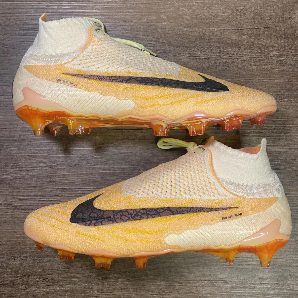 Nike shoes - Phantom Gx - Phantom - FD3070-860 - Yellow 2