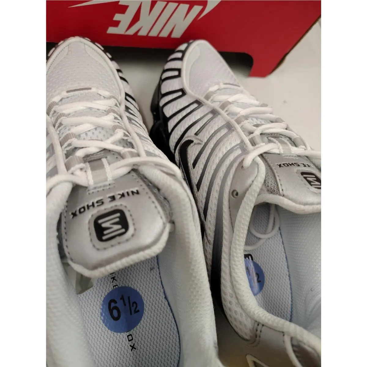 Nike shoes - Nike Shox - Shox - HQ4049-001 - White (UPC: 197601798259) 3