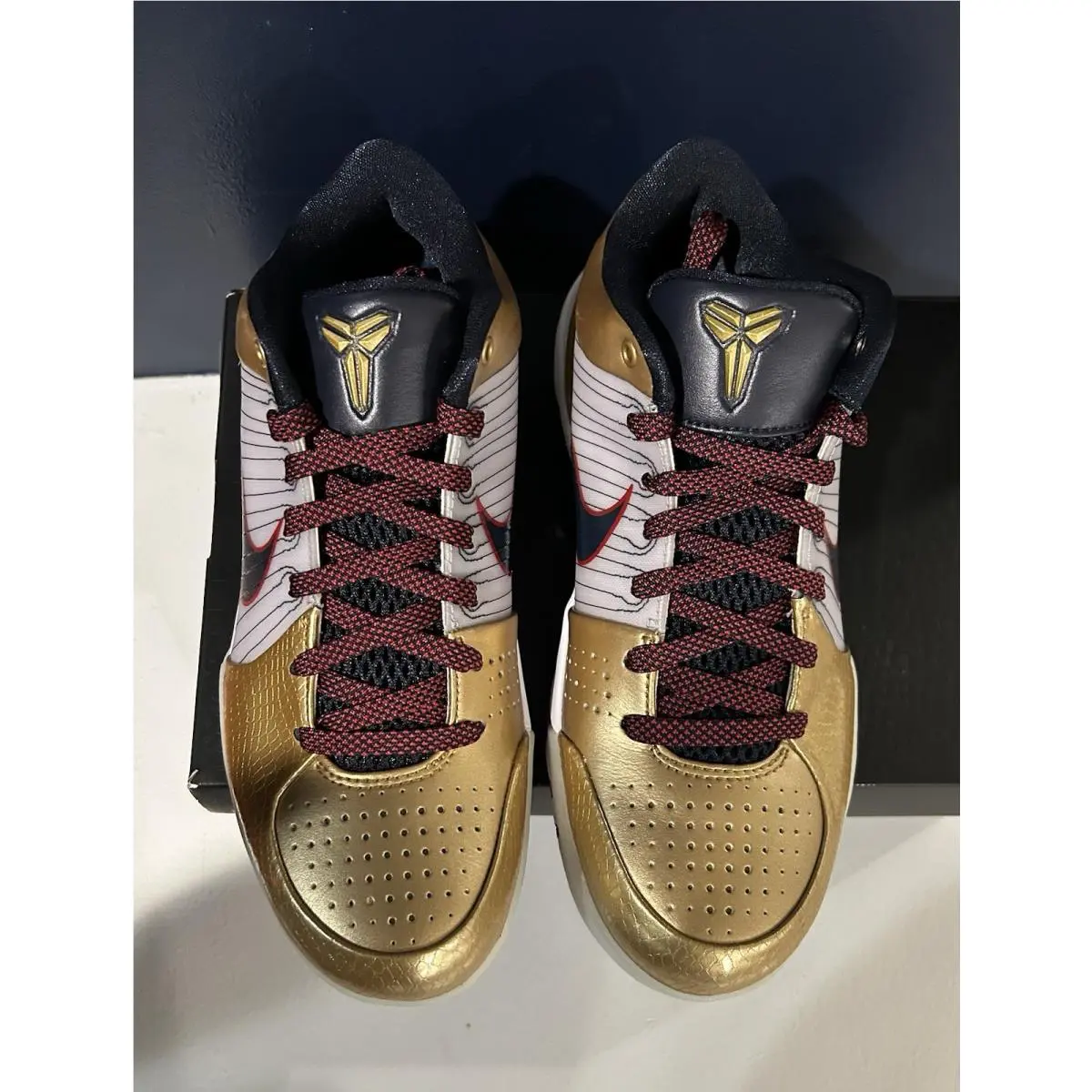 Nike shoes - Kobe - Kobe - Fq3544-100 - Gold 1