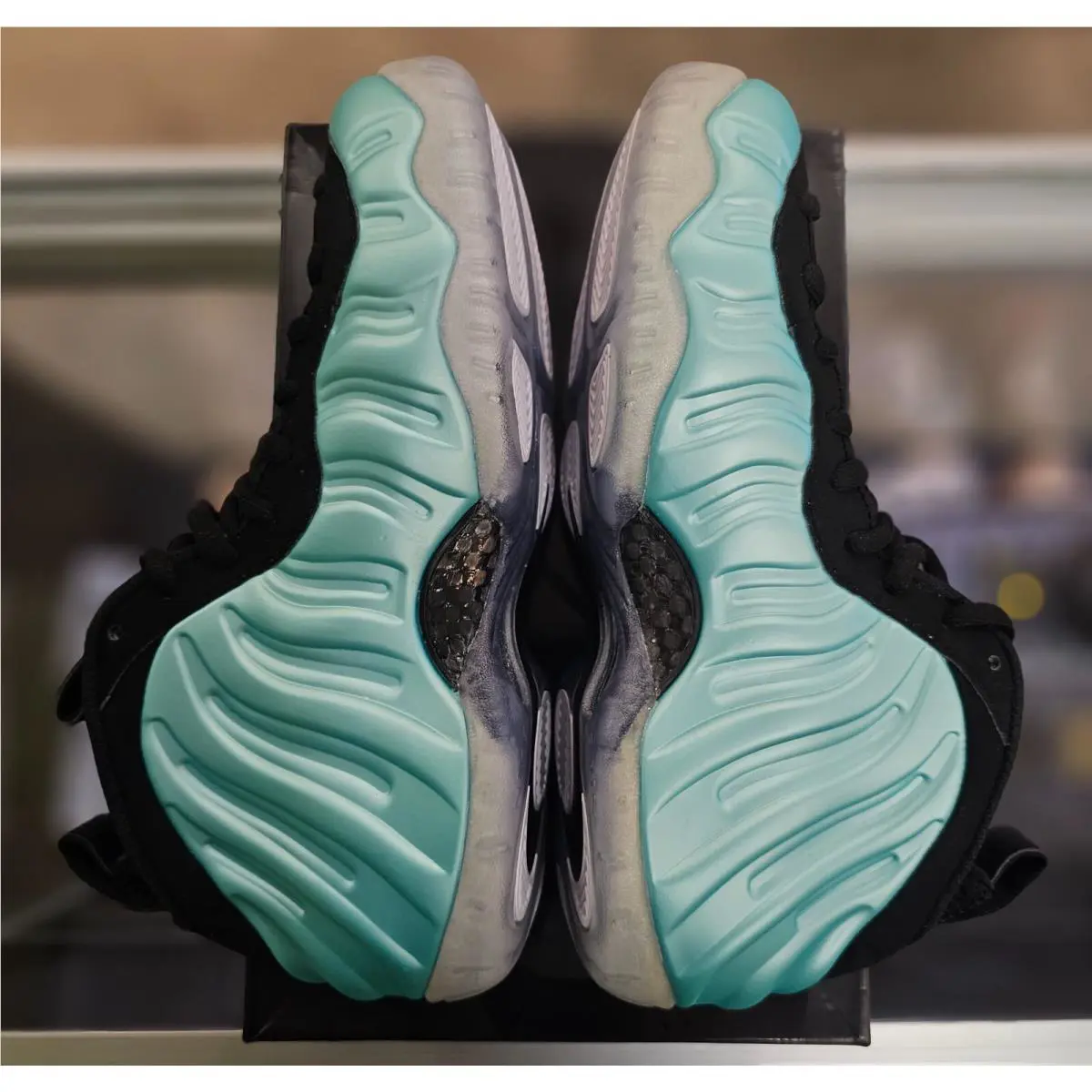 Nike shoes - Nike Air Foamposite - Air Foamposite - 624041-303 - Green, Manufacturer: Island Green (UPC: 00884497516981) 4