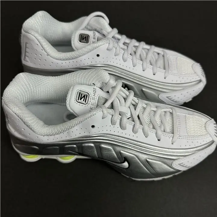 Nike shoes - Nike Shox - Shox - AR3565-102 - White 3