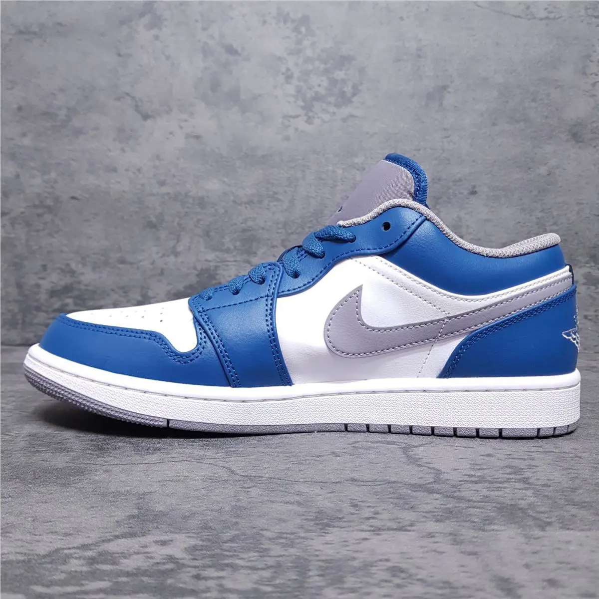 Nike shoes - Nike Air Jordan 1 - Air - 553558-412 - Blue 0
