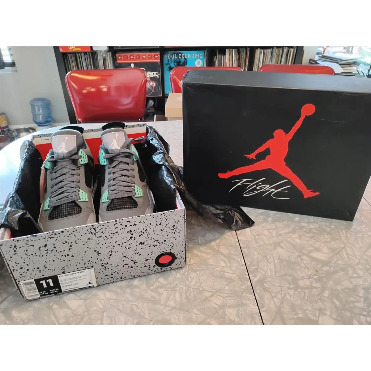 Nike shoes - Air Jordan 4 - Air - 308497-033 - Green (UPC: 0887225129606) 3