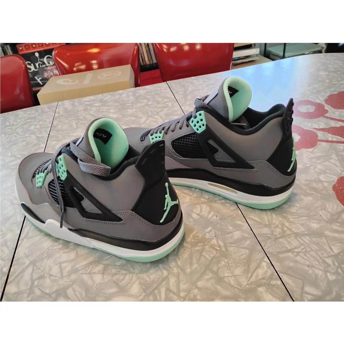 Nike shoes - Air Jordan 4 - Air - 308497-033 - Green (UPC: 0887225129606) 2