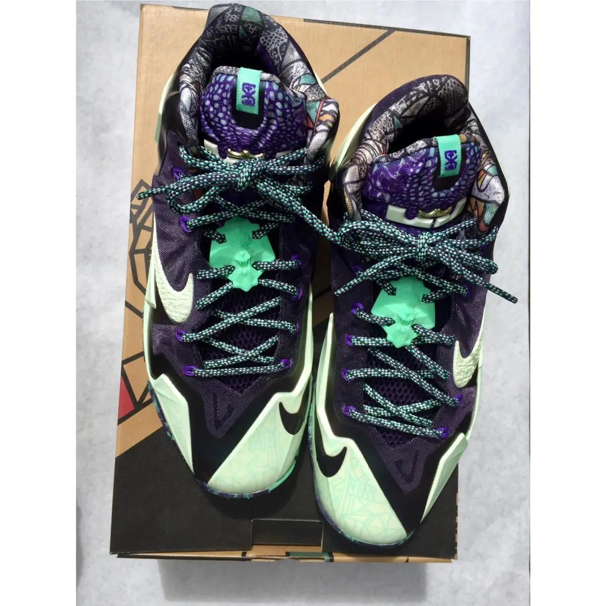 Nike shoes - Nike LeBron 11 - LeBron - 647780 735 - Purple 2