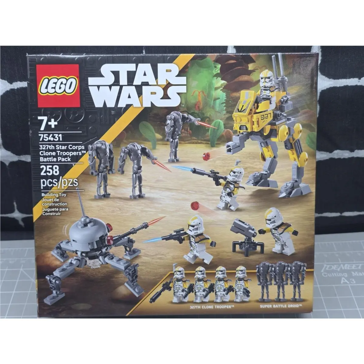 Lego Star Wars 327th Star Corps Troopers Battle Pack 75431