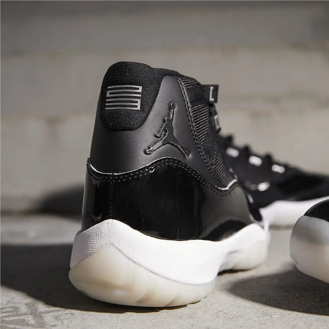 Nike shoes - Air Jordan Retro - Air Retro - CT8012-011 - Black 2