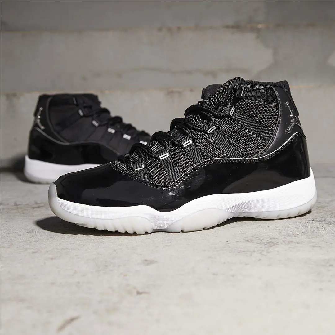 Nike shoes - Air Jordan Retro - Air Retro - CT8012-011 - Black 3