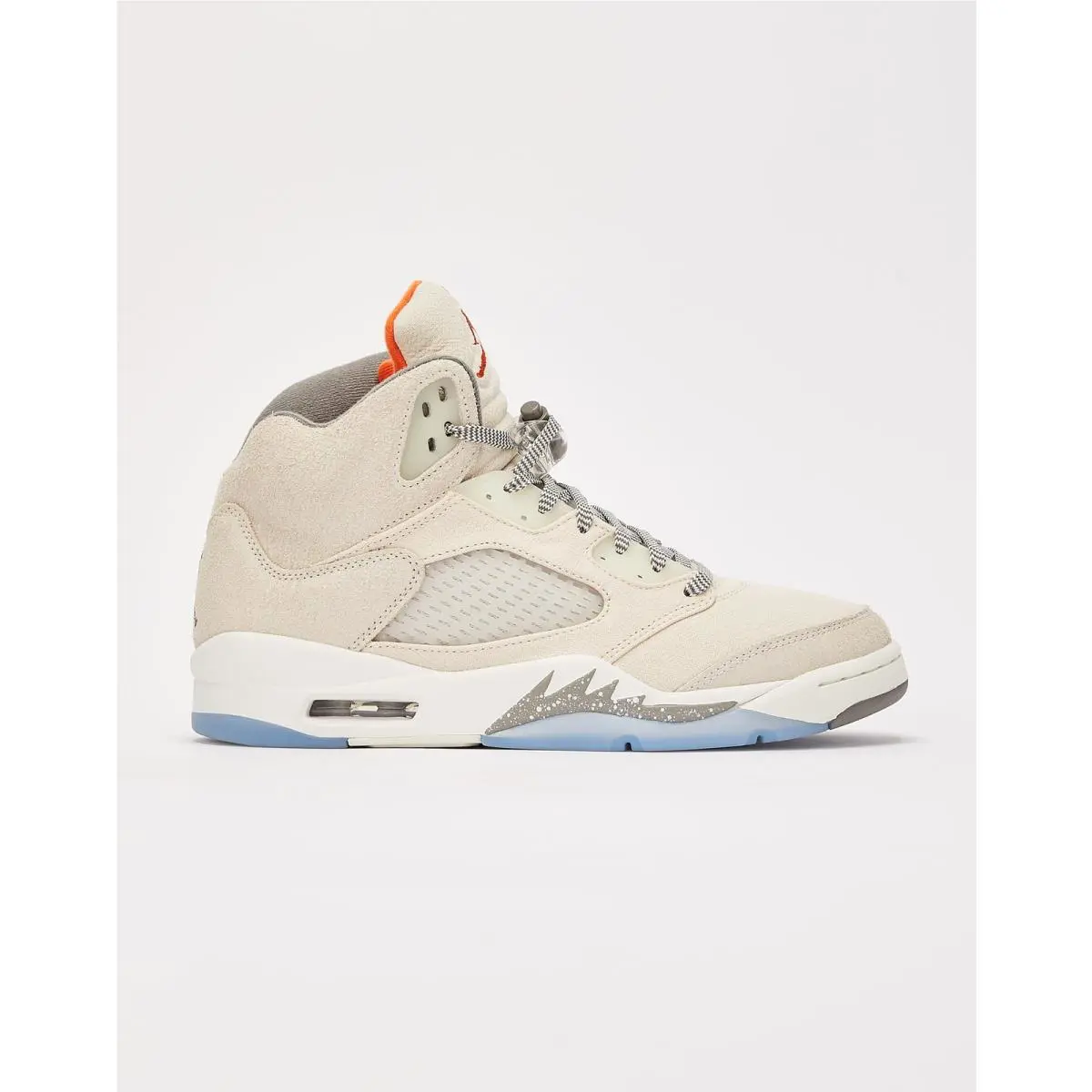 Nike shoes - Air Jordan 5 - Air - FD9222-180 - Beige 1