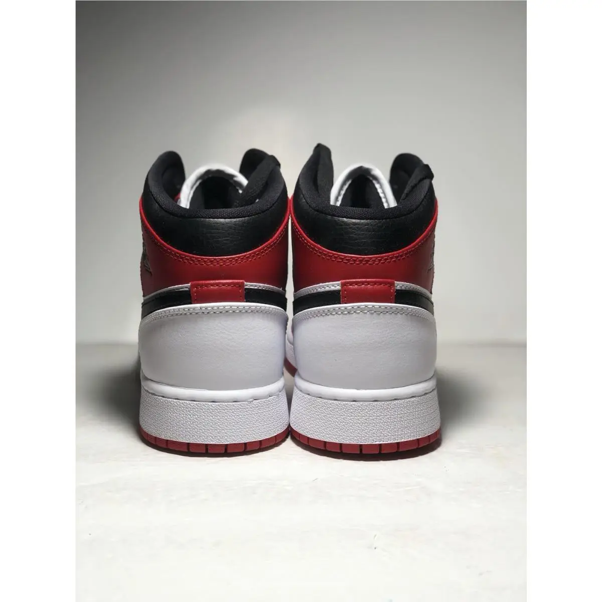 Nike shoes - Chicago - Chicago - 554724173 - White 3