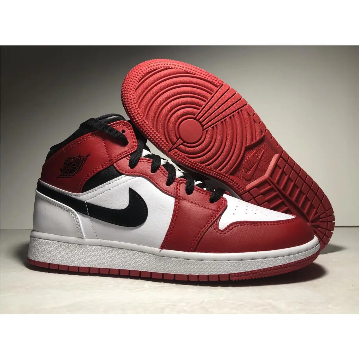 Nike shoes - Chicago - Chicago - 554724173 - White 4