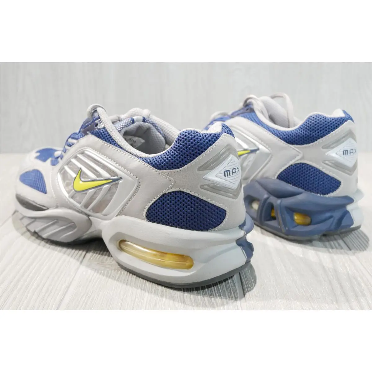 Nike shoes - Nike Air Max Moto+ - Air Max - grey 11