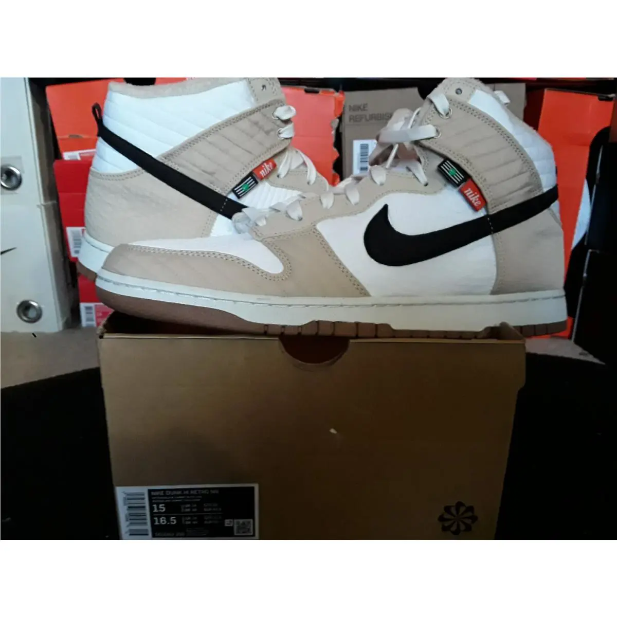 Nike shoes - DD3362200 - DD3362 200 - Beige 0