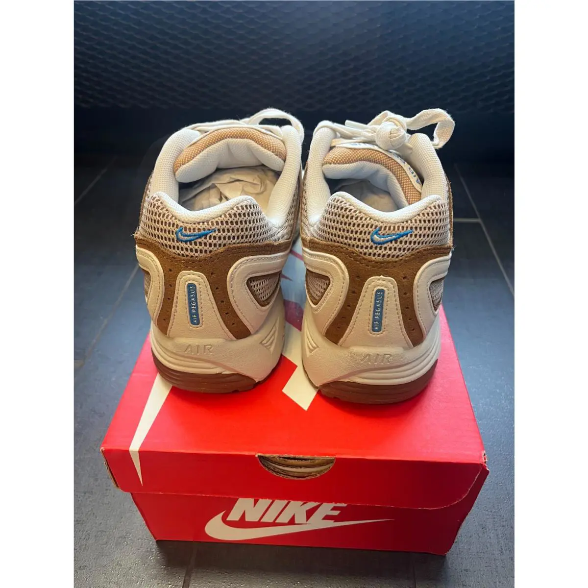 Nike shoes - orewood brown 2