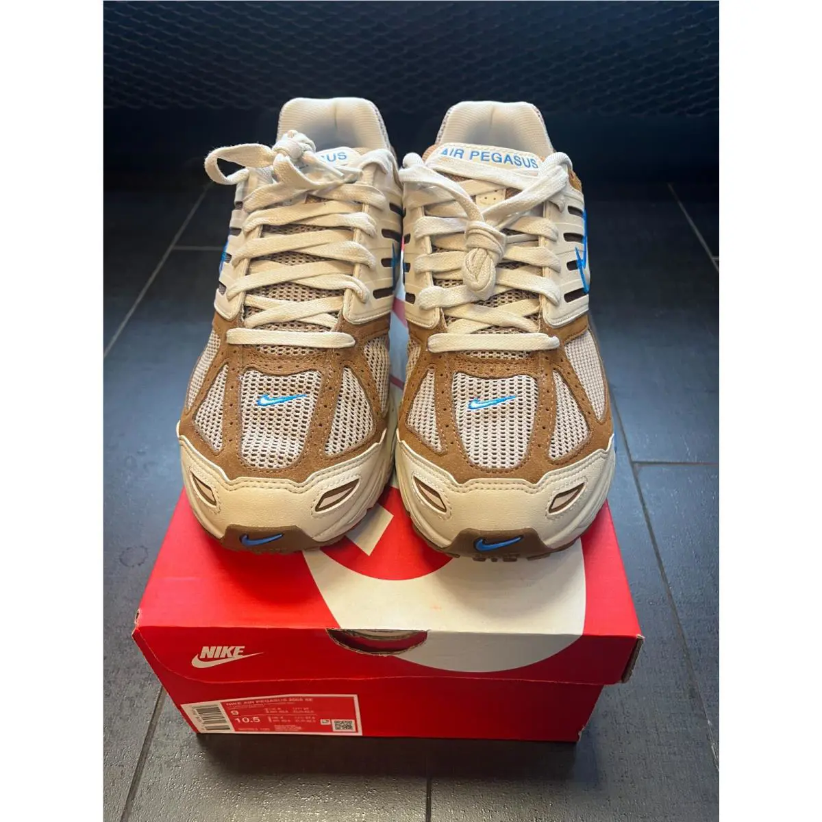 Nike shoes - orewood brown 3