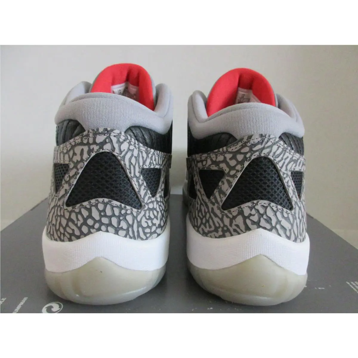Nike shoes - Air Jordan 11 - Air - 919712 006 - Black (UPC: 194276400999) 2