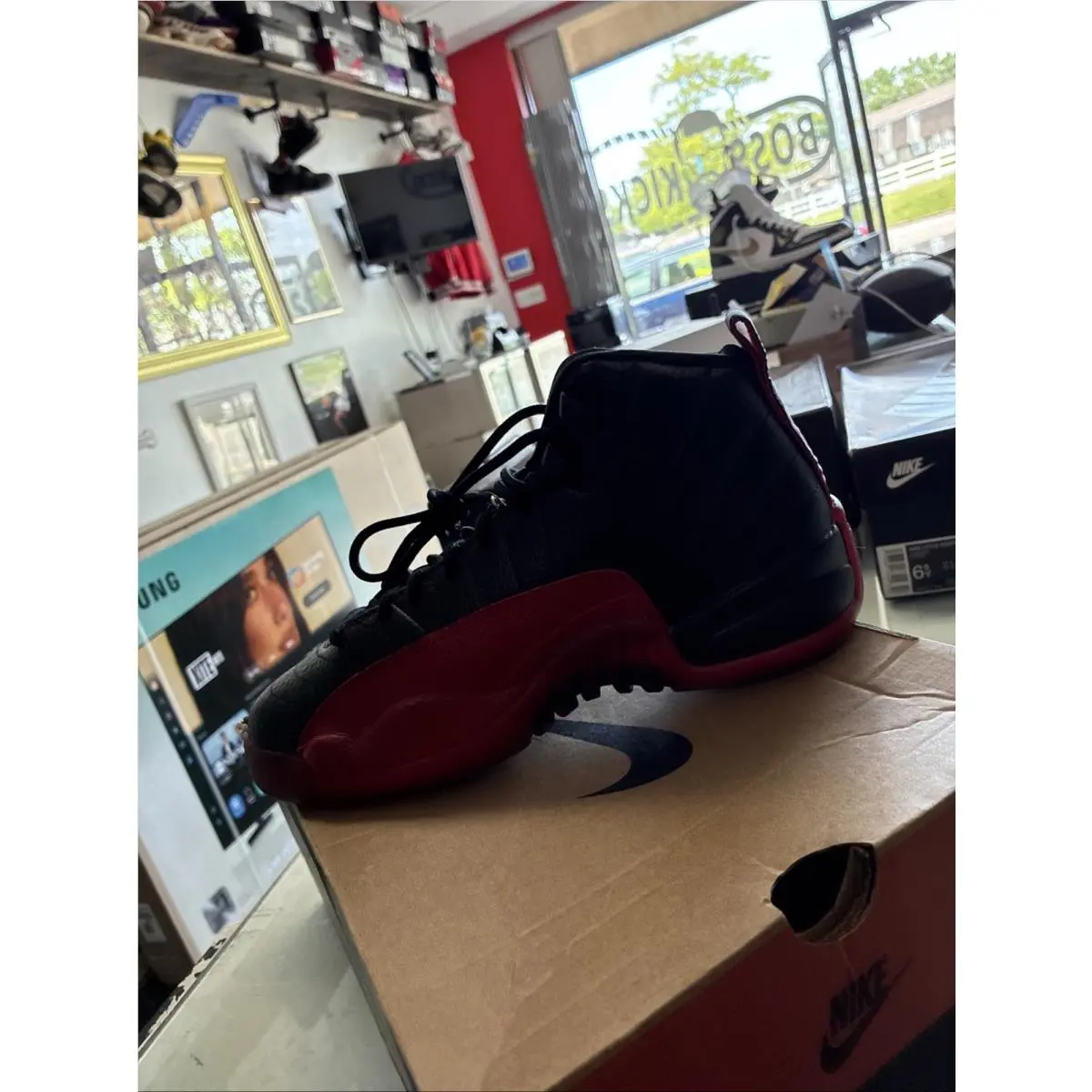 Nike shoes - Air Jordan 12 - Air - 153265-002 - Black (UPC: 00091207168044) 12