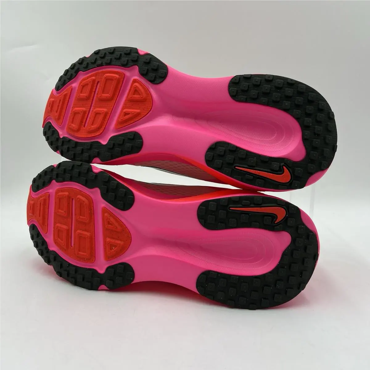 Nike shoes - Nike Vomero 18 - Vomero - IB7315 100 - Sail/Sequoia-Hyper Pink (UPC: 197863429663) 2