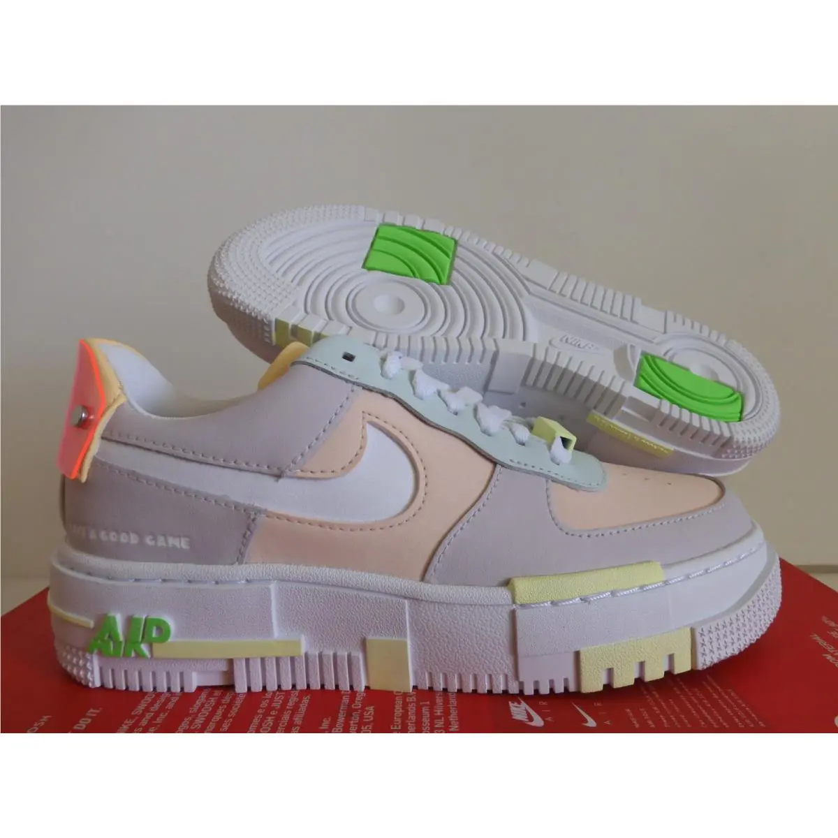 Wmns Nike Air Force 1 AF1 Pixel Have A Good Game Venice SZ 5 DO2330-511